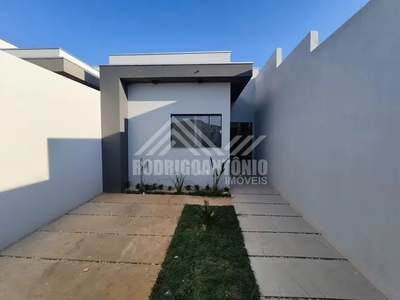 Casa em construção com excelente acabamento no Bairro Residencial Sul