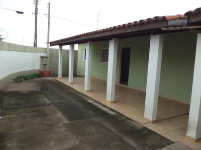 Casa em Jardim Alvinópolis, Atibaia/SP de 123m² 3 quartos para locação R$ 2.500,00/mes