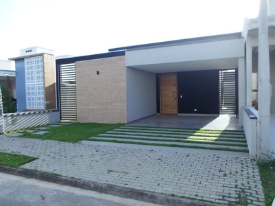 Casa em Parque Residencial Maria Elmira, Caçapava/SP de 141m² 3 quartos à venda por R$ 649.000,00