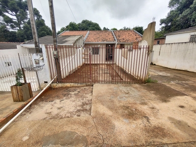 Casa em Uvaranas, Ponta Grossa/PR de 82m² 3 quartos para locação R$ 800,00/mes