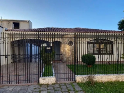 Casa para aluguel Boa Vista Curitiba comericial, para clinica 5 quartos e 2 salas.