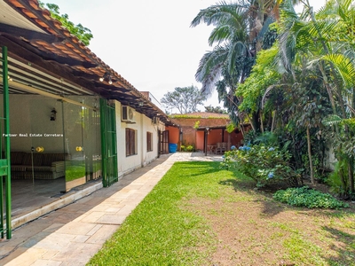 Casa para venda em São Paulo / SP, Alto de Pinheiros, 3 dormitórios, 5 banheiros, 4 garagens