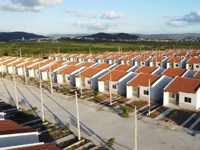 Casa para venda possui 54 metros quadrados com 2 quartos em Luiz Gonzaga - Caruaru - PE