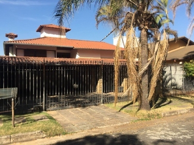 Excelente Casa com 432,62m², bairro São Bento em BH/MG.