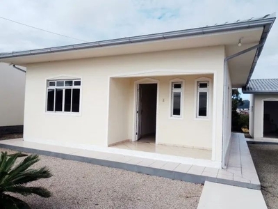 Linda Casa semi mobiliada em Areais de cima em Governador Celso Ramos-SC.