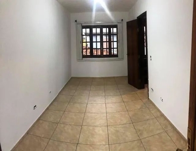 Sobrado com 4 dormitórios para alugar, 100 m² por R$ 3.500,00/mês - Cristo Rei - Curitiba/