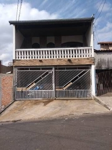 Sobrado em Conjunto Habitacional Jardim Serrano, Votorantim/SP de 300m² 3 quartos à venda por R$ 351.000,00
