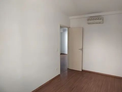 Sou corretora - Alugo apartamento na Aldeia de Barueri.