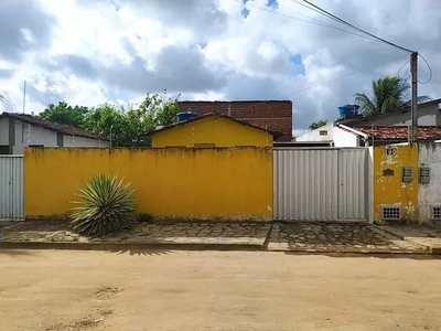 VENDO CASA NO BAIRRO FEU ROSA