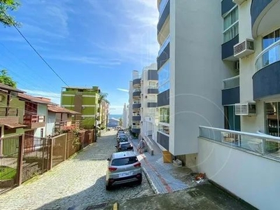 Viva em um paraíso tropical: Apartamento à venda na praia de Bombas - Bombinhas