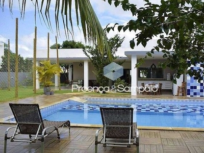 Casa em Condomínio para alugar em Camaçari,BA Interlagos 4 quartos 360m²