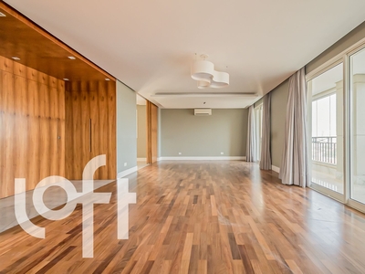 Apartamento à venda em Brooklin com 240 m², 4 quartos, 2 suítes, 4 vagas