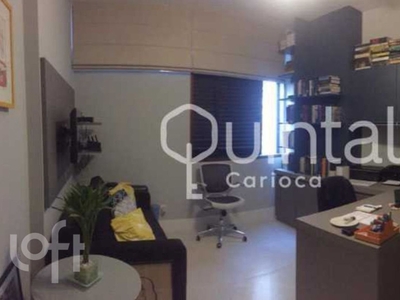 Apartamento à venda em Flamengo com 135 m², 2 quartos, 1 suíte, 1 vaga