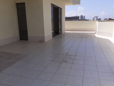 Excelente cobertura nos cavaleiros com 238 m²