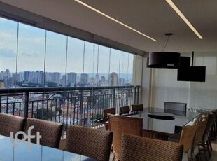 Apartamento à venda em Carrão com 210 m², 4 quartos, 2 suítes, 3 vagas