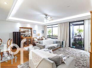 Apartamento à venda em Vila Romana com 173 m², 4 quartos, 3 suítes, 4 vagas