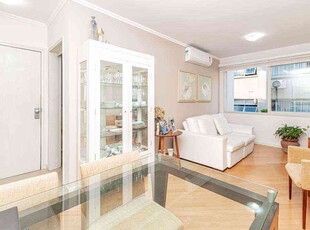 Apartamento com 2 quartos à venda no bairro São João, 67m²