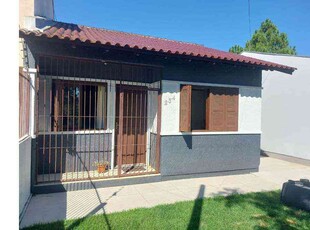 Casa com 2 quartos à venda no bairro Stella Maris, 100m²