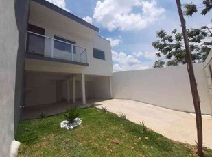 Casa com 2 quartos à venda no bairro Vila Verde, 180m²