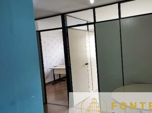 CONJUNTO COMERCIAL COM EXCELENTE LOCALIZAÇÃO NO CENTRO DE CURITIBA Conjunto comercial com