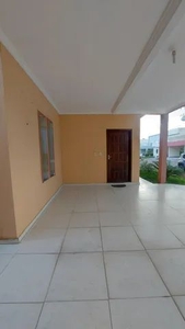 Alugo casa duplex no Cidade Jardim 2, com 4 quartos, lote de 300m² - av. Augusto Montenegr