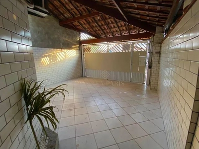 Casa com 3 dormitórios à venda, 170 m² por R$ 650.000 - Vila Guilhermina - Praia Grande/SP