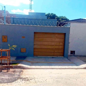 Casa com 3 quartos à venda no bairro Residencial Itaipú, 120m²