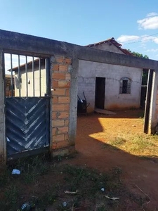 Casa e Barraco no setor Bairro independência