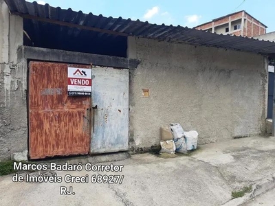 Casa em santa margarida, próximo à igreja São Jorge