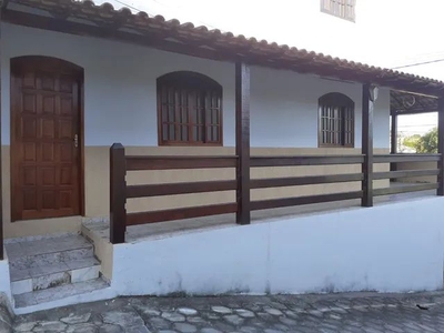 Excelente casa duplex para alugar em Bacaxá - Saquarema