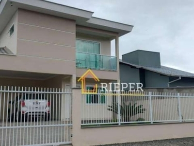 Sobrado com 3 dormitórios à venda, 207 m² por r$ 650.000,00 - nova brasília - joinville/sc