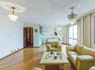 Apartamento à venda em Jardim Paulista com 198 m², 3 quartos, 3 suítes, 3 vagas