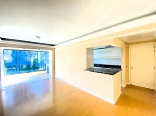Apartamento com 3 quartos para alugar na rua joaquim manuel de macêdo, 33, vila rosa, novo hamburgo, 92 m2 por r$ 3.000