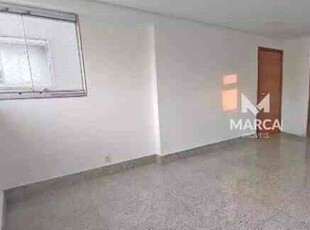 Apartamento com 3 quartos para alugar no bairro Cruzeiro, 80m²