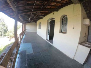 Casa com 1 quarto à venda no bairro Glória, 442m²