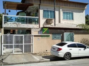 Casa duplex com 03 quartos, no bairro cidade beira mar em rio das ostras.