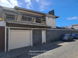 Casa livre duplex alto padrão em terreno de 700 m² área construída de 422² cinco quartos, 8 vagas vender rua da ilha e 21 de agosto em itapuã salvador