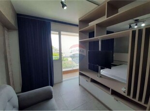 Flat para alugar em centro de 48.00m² com 1 quarto, 1 suite e 1 garagem