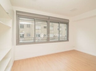 Loft com 1 quarto para alugar na avenida joão pessoa, 731, farroupilha, porto alegre, 30 m2 por r$ 2.300