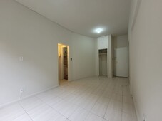 Apartamento à venda em Centro com 29 m², 1 quarto