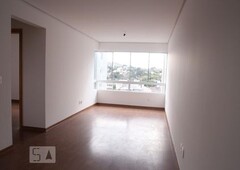 APARTAMENTO no 8º andar com 2 dormitórios e 1 garagem