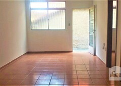 Casa com 2 quartos à venda no bairro União, 90m²