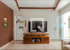 Casa com 3 quartos à venda no bairro Santa Amélia, 280m²