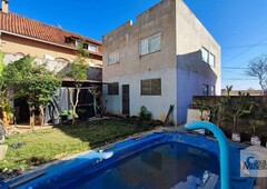 Casa com 4 quartos à venda no bairro São Lucas, 180m²