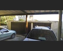 Casa de 2Q e garagem na Estacao