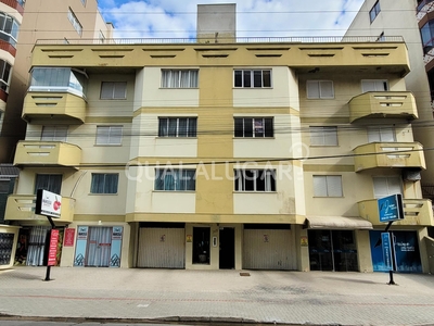 Apartamento em Mar Grosso, Laguna/SC de 80m² 3 quartos para locação R$ 1.400,00/mes