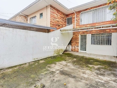 Casa com 1 quarto para alugar na rua doutor urbano toniolo, 351, cajuru, curitiba, 45 m2 por r$ 1.200