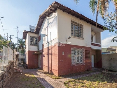 Casa com 3 quartos à venda na rua coronel aparício borges, 2588, glória, porto alegre, 203 m2 por r$ 590.000