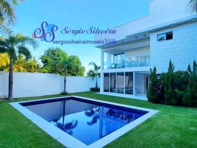 Casa de alto padrão no Alphaville Fortaleza com 4 suítes, piscina privativa.