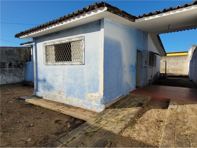 Casa em Candelária, Natal/RN de 114m² 3 quartos à venda por R$ 219.000,00